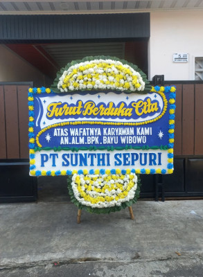 Papan Bunga Duka di Ketang Baru